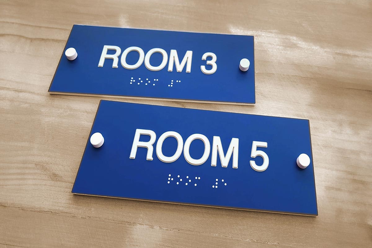 business-signs-for-doors